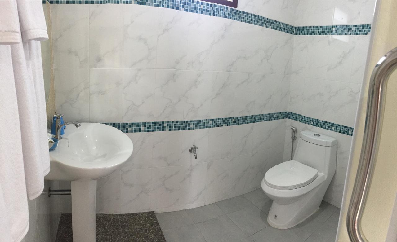 Apartamento Baan Kalaya Garden Ban Mai Exterior foto