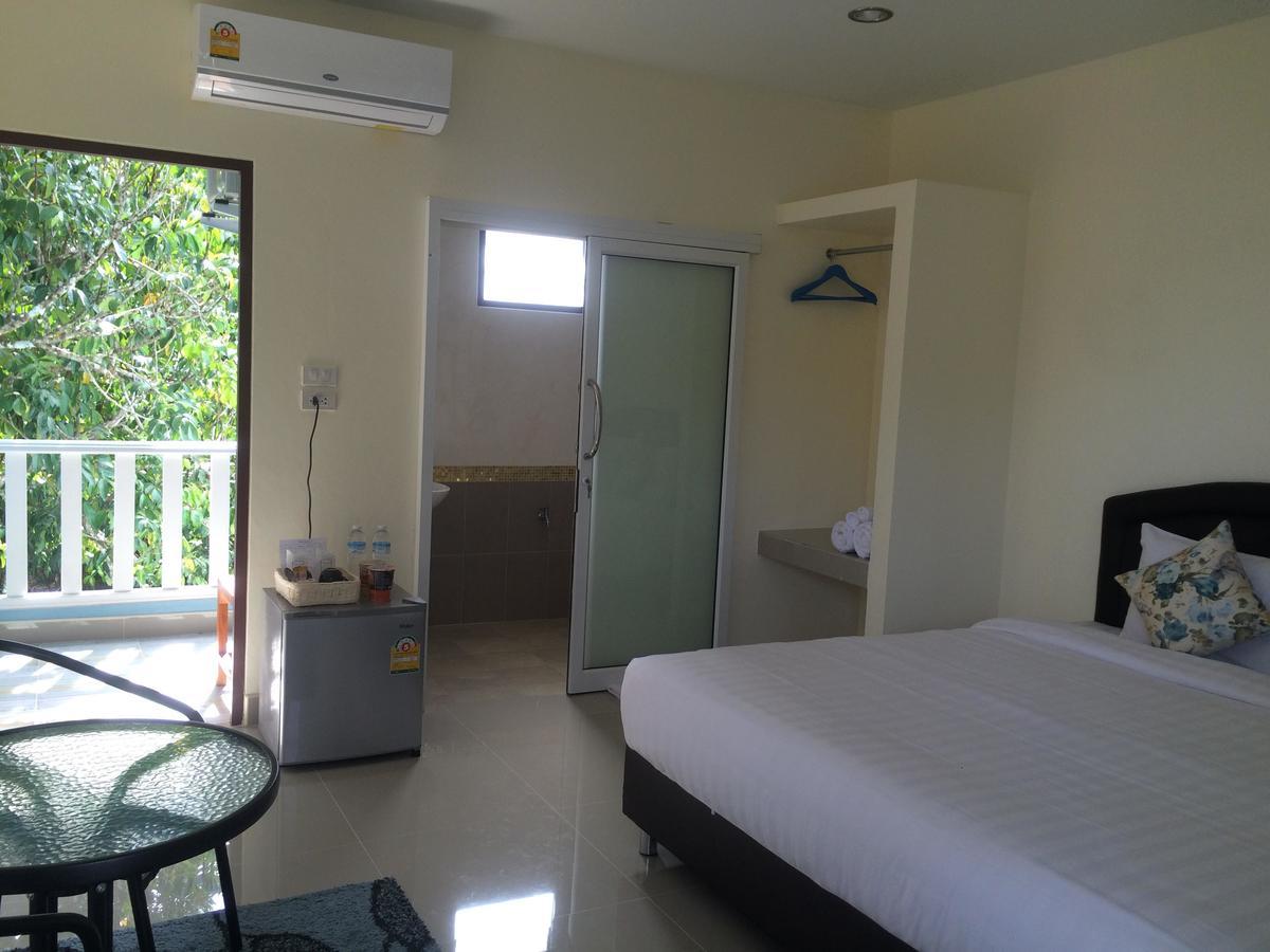 Apartamento Baan Kalaya Garden Ban Mai Exterior foto