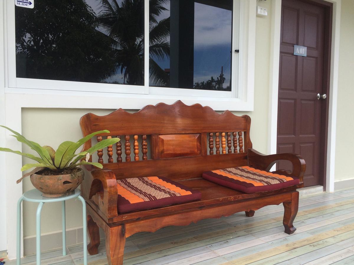 Apartamento Baan Kalaya Garden Ban Mai Exterior foto