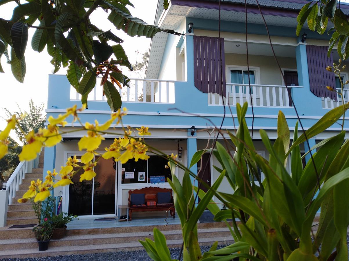 Baan Kalaya Garden Apartamento Phuket Exterior foto